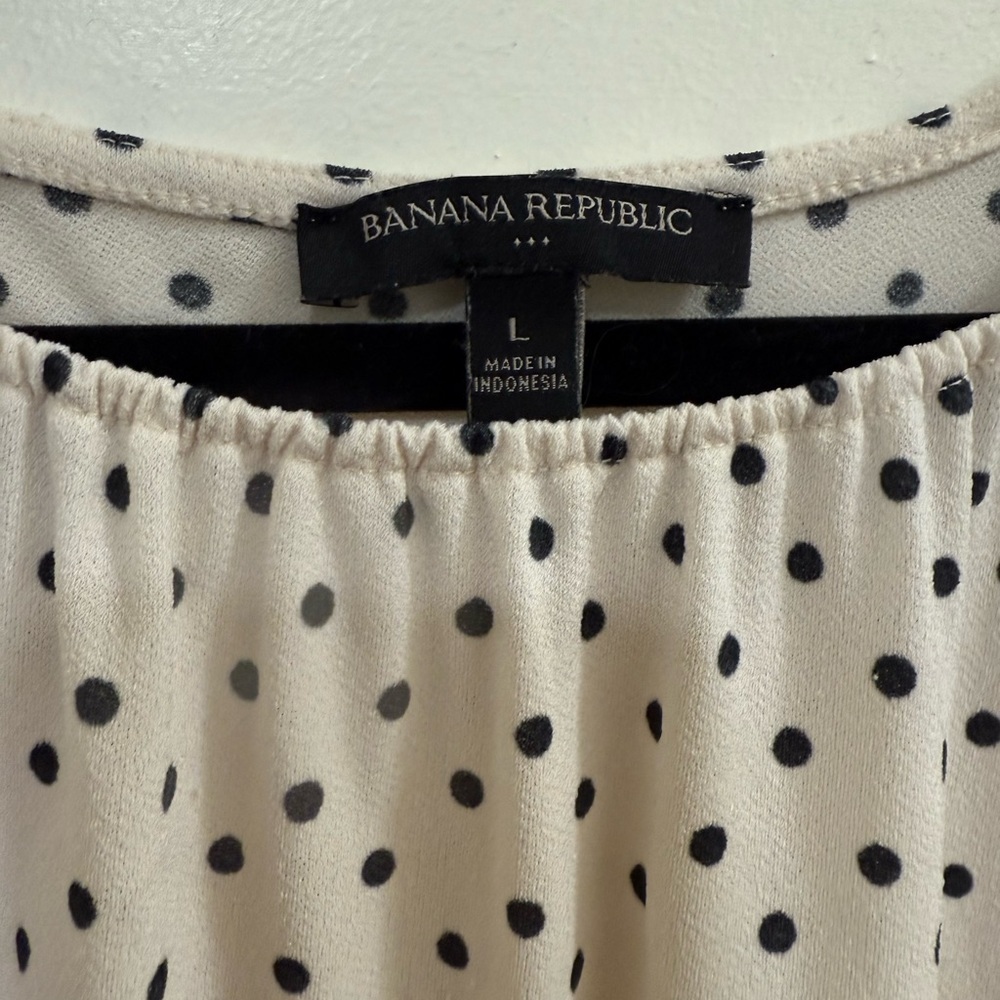 Banana Republic Black and White Polka Dot Blouse - Picture 2 of 4